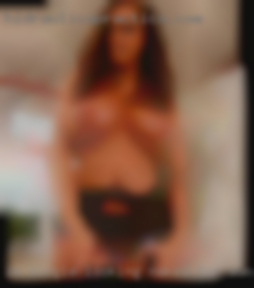 I'm single looking naked for sum adult fun.